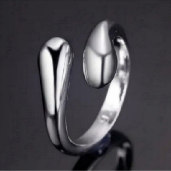 925 Sterling Silver Waterdrop Jewelry Set Bracelet Necklace Earrings and Ring - Picture 9 of 16